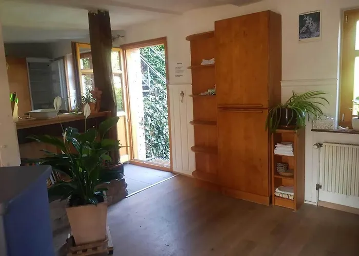 Aeltestes Haus In Quentel - 1 Mit Kleinem Garten شقة *