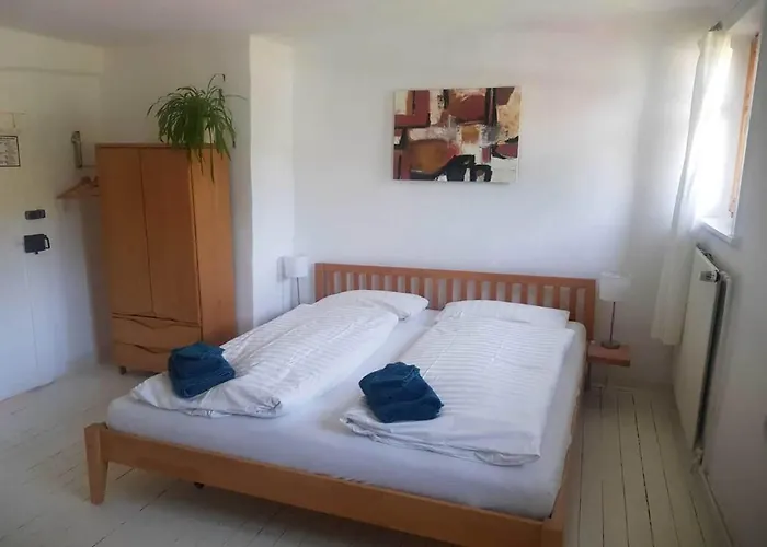 Aeltestes Haus In Quentel - 1 Mit Kleinem Garten